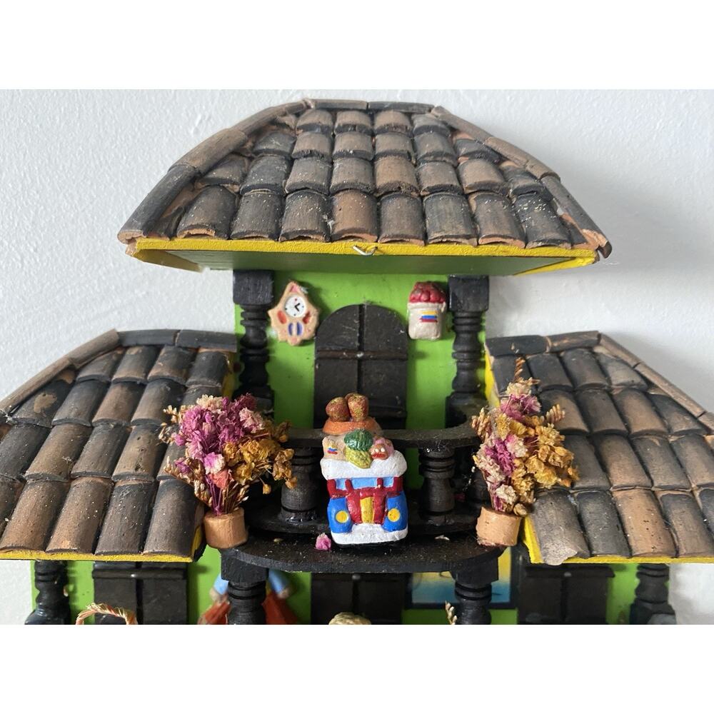 Handcrafted Colombian Folk Art Wooden Casita House 3D Wall Art 9x9x2 Key Holder - Picture 4 of 6